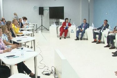 Решить проблему профессиональных кадров